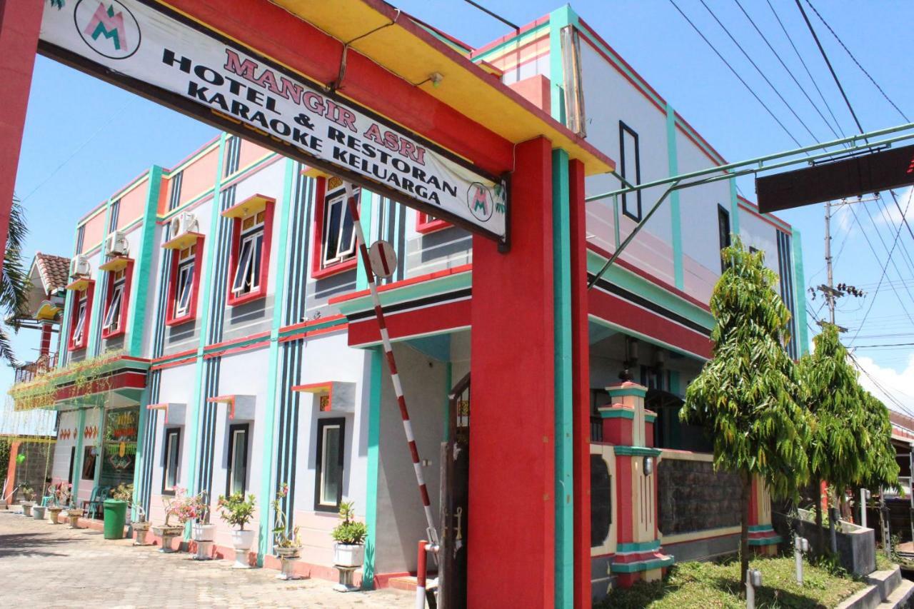 Penginapan Hotel Mangir Asri Giaoag Εξωτερικό φωτογραφία