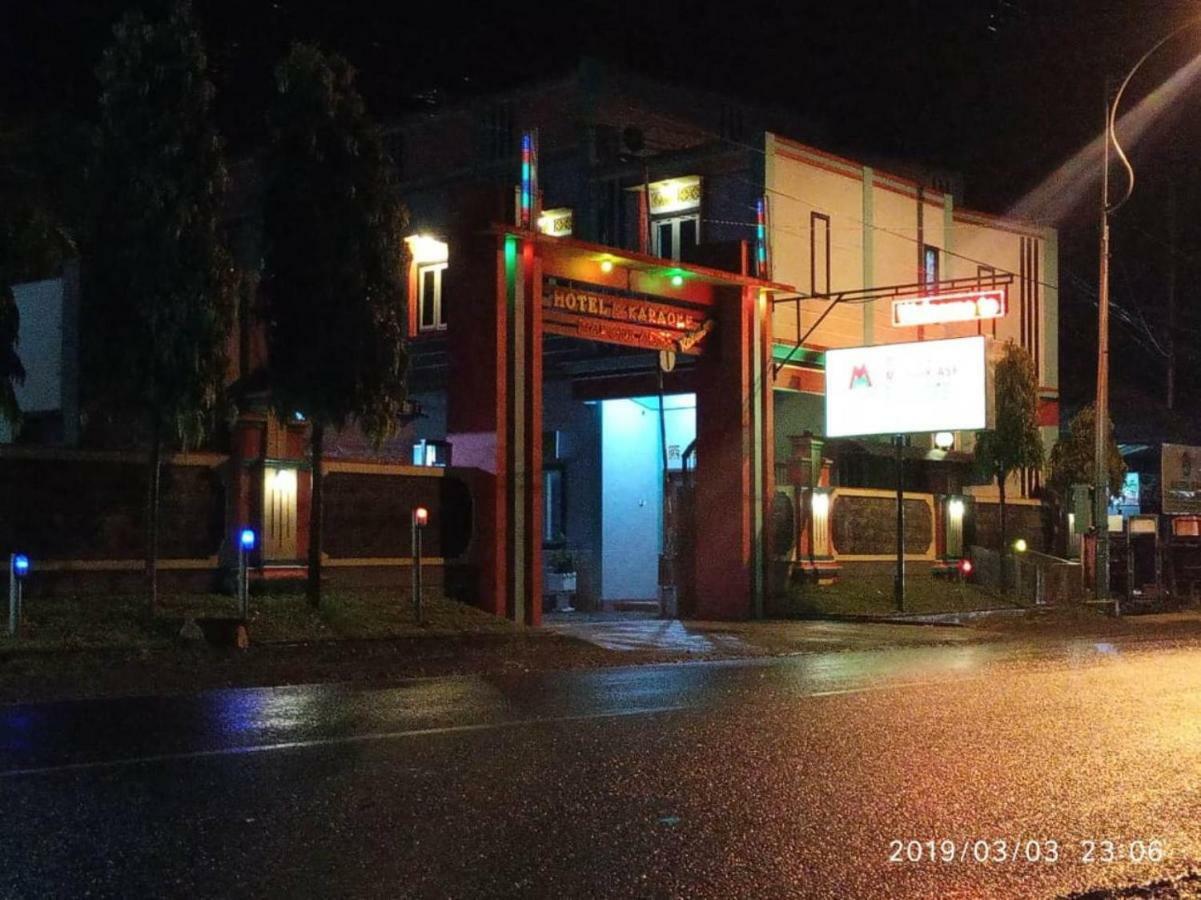 Penginapan Hotel Mangir Asri Giaoag Εξωτερικό φωτογραφία