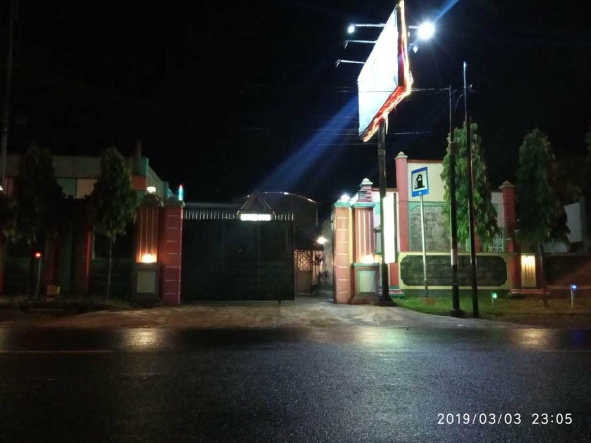 Penginapan Hotel Mangir Asri Giaoag Εξωτερικό φωτογραφία